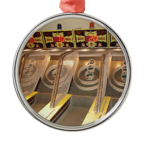 SKEE BALL! METAL ORNAMENT