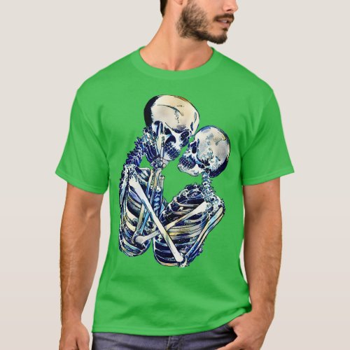 Skeleton in love style big wave japan painting lov T_Shirt