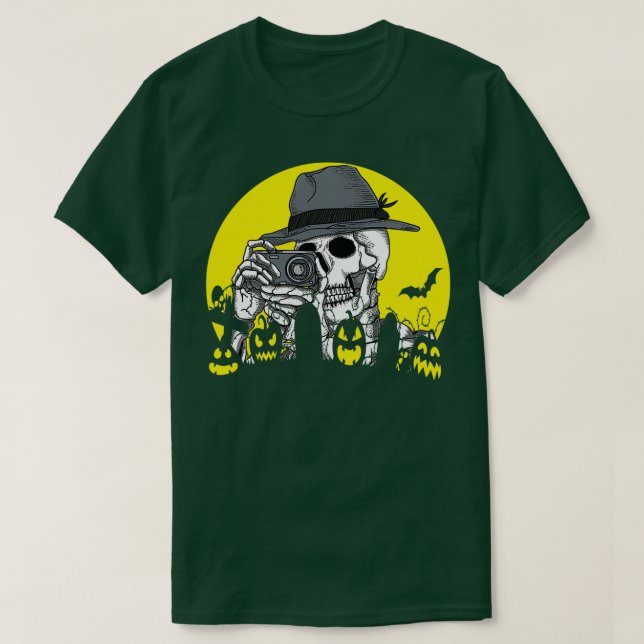 Skeleton Photographer Halloween Costume Camera Moo T-Shirt (Design Front)