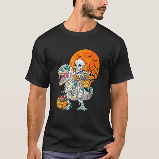 Skeleton Riding Mummy Dinosaur Rex Halloween  Pump T-Shirt (Front)