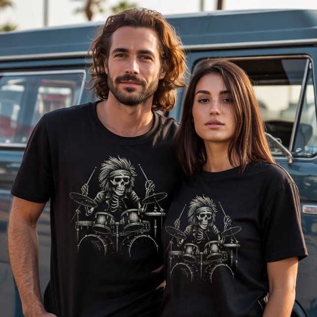 Skeleton Rock Drummer – Spooky Halloween Music     T-Shirt (Creator Uploaded)
