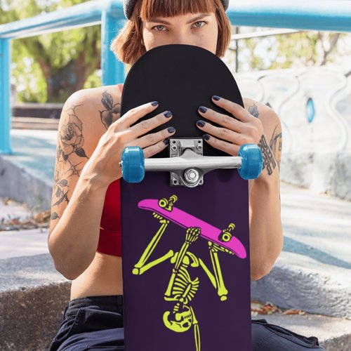 SKELETON SKATEBOARDING BONE TO BE WILD SKATEBOAR SKATEBOARD