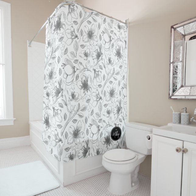 Sketched Floral Outline Pattern Gray/Wht ID939 Shower Curtain (In Situ)
