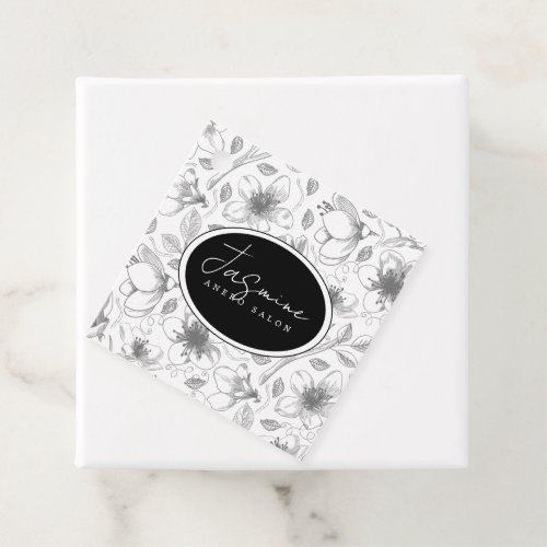 Sketched Floral Outline QR Code GrayWht ID939 Favor Tags