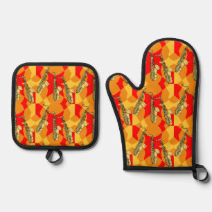 Sketchy Saxophone Gray Pattern Oven Mitt & Pot Holder Set