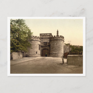 Skipton Castle Gateway, Yorkshire, England Postcard