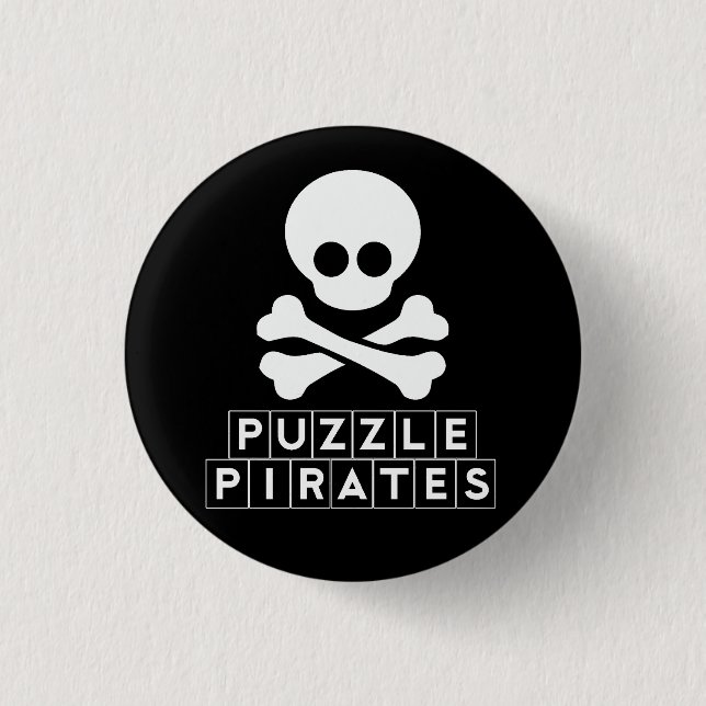 Skull and Bones button (Front)