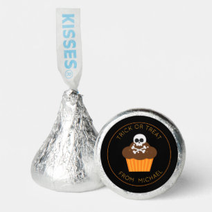 Skull and Crossbones Cupcake Halloween Hershey®'s Kisses®