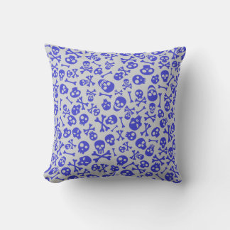 Skull and Crossbones Halloween Seamless Pattern Throw Pillow