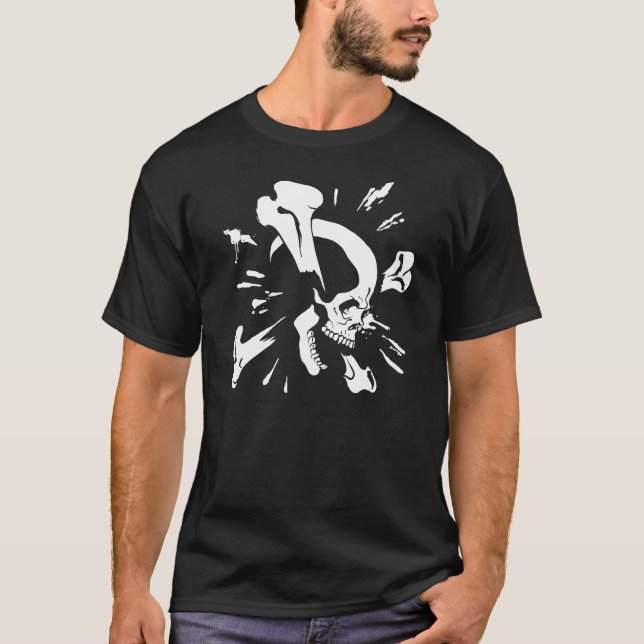 Skull and crossbones T-Shirt (Front)