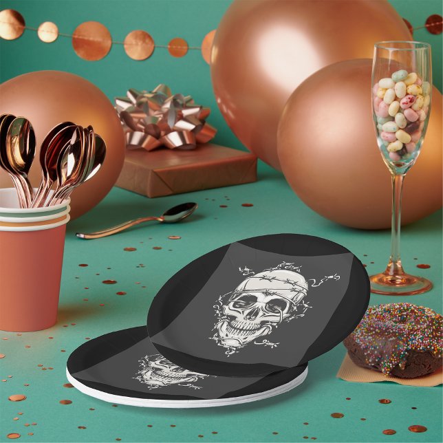 Skull Barbed Wire Paper Plates (Creator Uploaded)