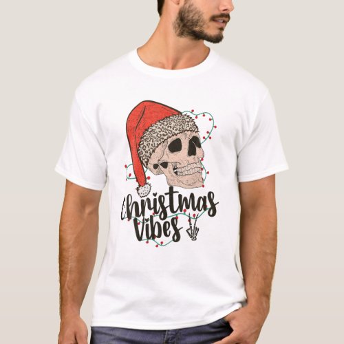 Skull Christmas Vibes Skeleton Santa Hat Xmas Holi T_Shirt