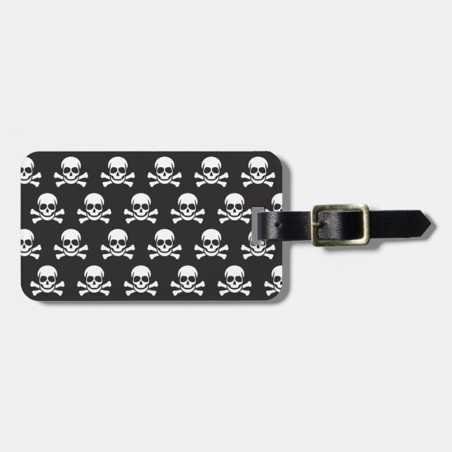 Skull & Crossbones Luggage Tag (Front Horizontal)