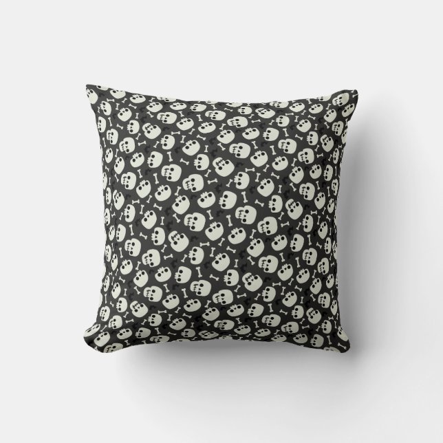 Skull Halloween Seamless Pattern Throw Pillow (Front)