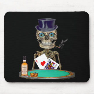 Skull head t-shirts mouse pad