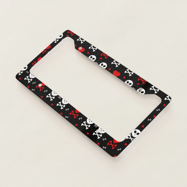 Skull Heart And Crossbones License Plate Frame (3/4)