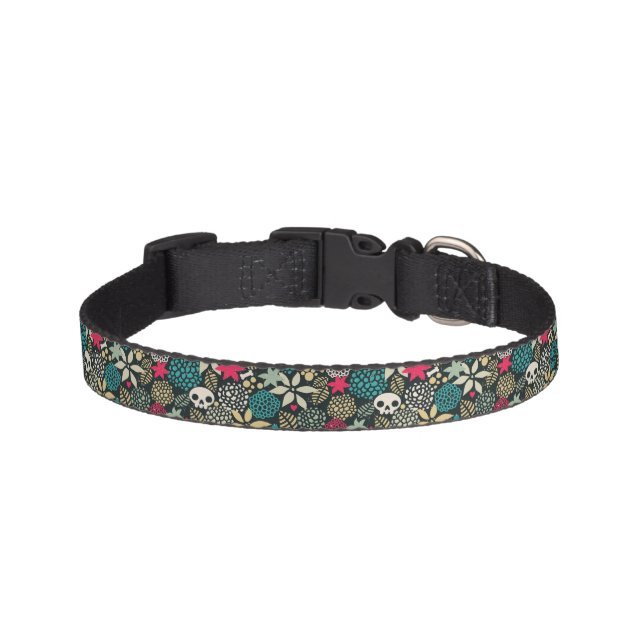 Skull in flowers pet collar (Front)
