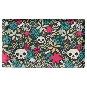Skull in flowers place card holder