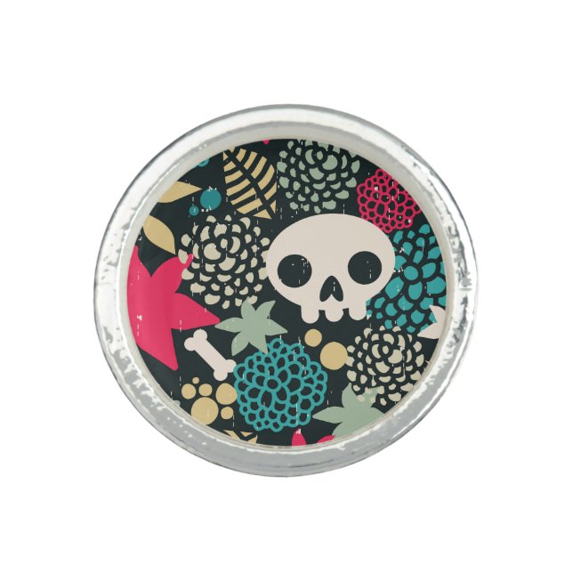 Skull in flowers ring (Front)