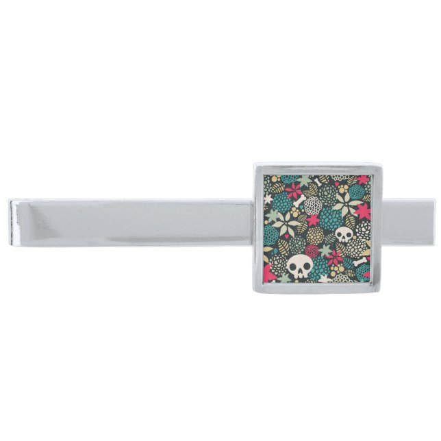 Skull in flowers silver finish tie bar (Front)