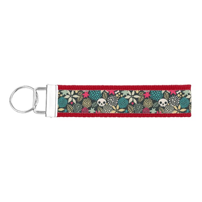 Skull in flowers wrist keychain (Keys on Left)