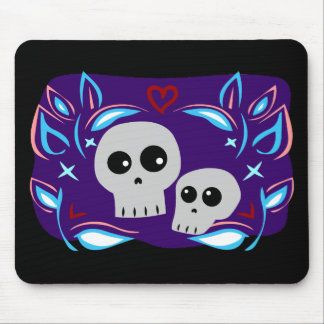 Skull Love Mouse Pad