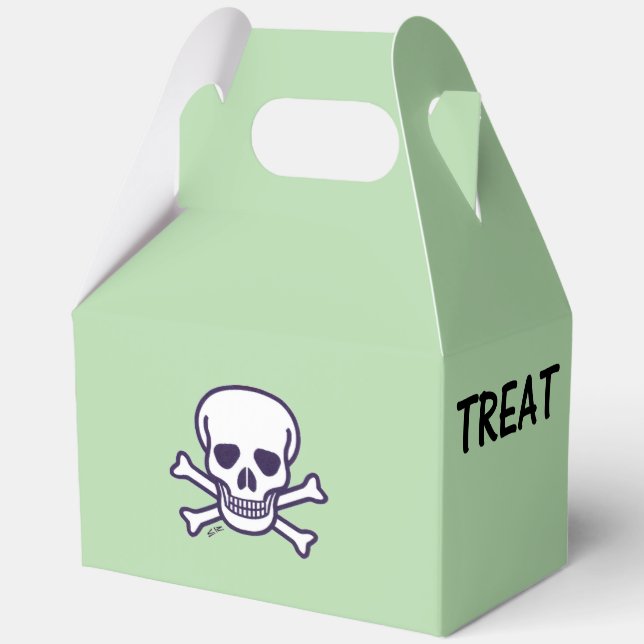 Skull n Bones Trick Treat green gable favor boxes (Front)