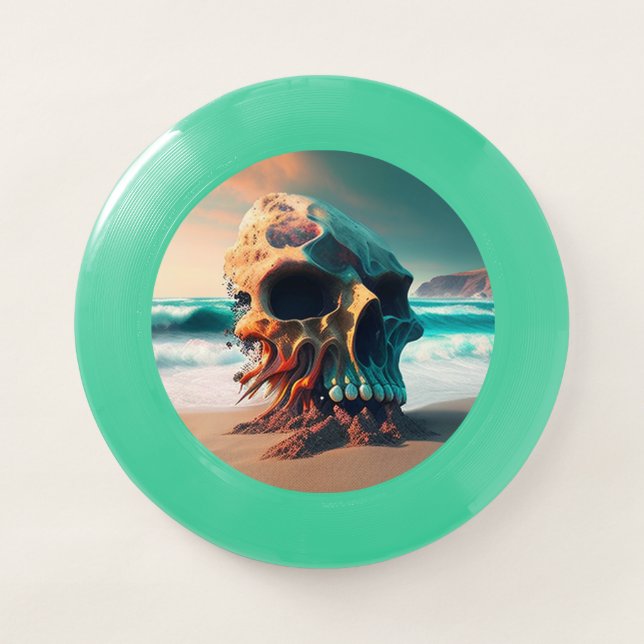 Skull on the beach Wham-O frisbee (Front)