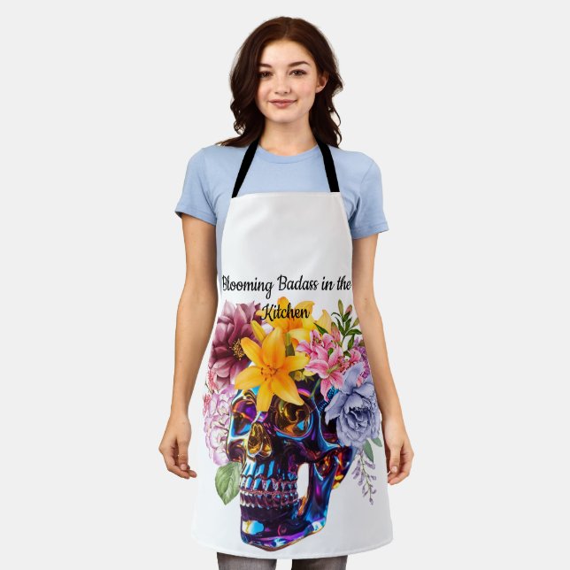 SKULL PETALS APRON (Worn)