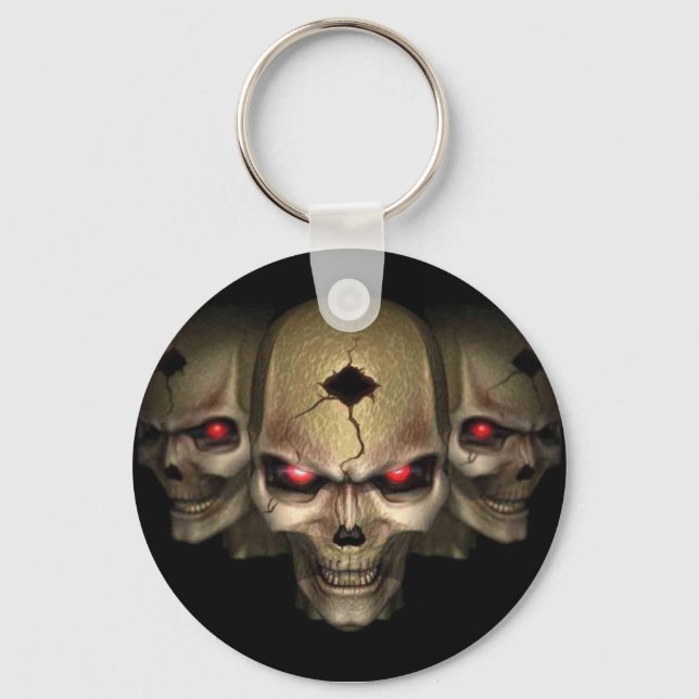 skull pin keychain (Front)