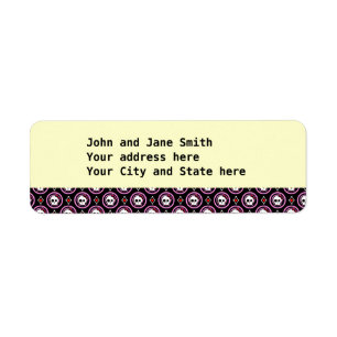 Skull with heart and bow design label