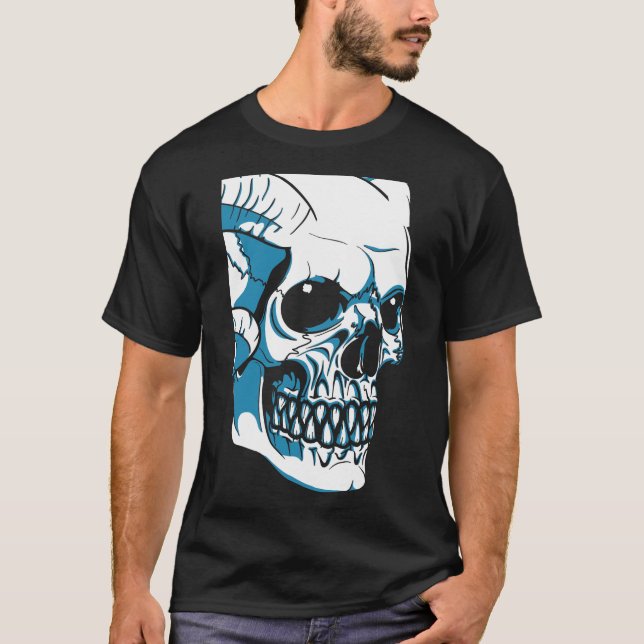 Skull with horns T-Shirt (Front)