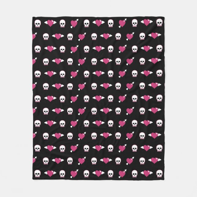 Skulls and hearts fleece blanket (Front)
