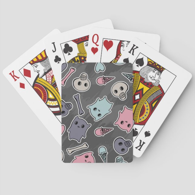 Skulls, and hearts on black background poker cards (Back)