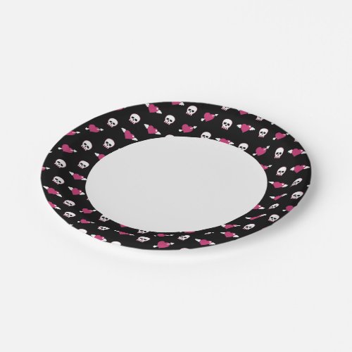 Skulls and hearts paper plates