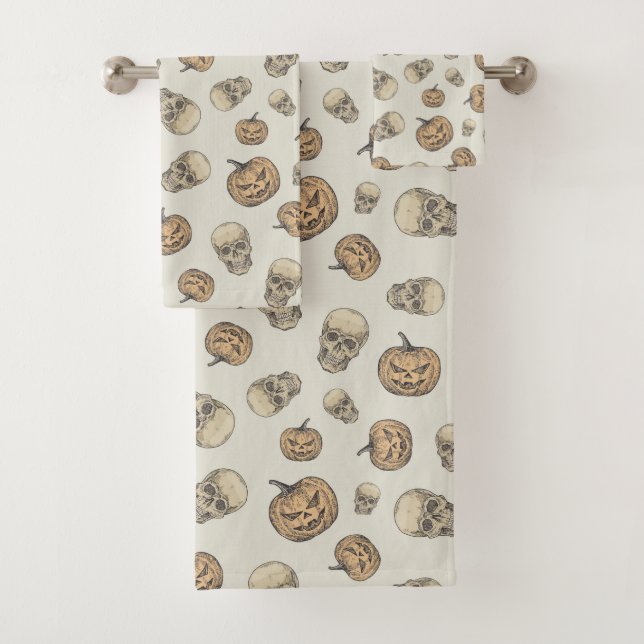 Skulls and Pumpkins Halloween Pattern Bath Towel Set (Insitu)