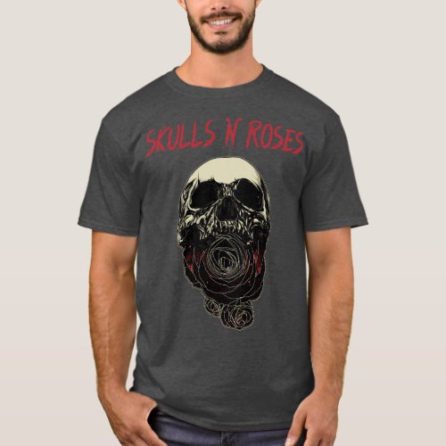 Skulls n Roses Spooky Halloween Design T_Shirt