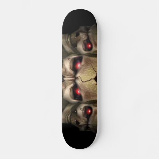 skulls skateboard deck (Front)