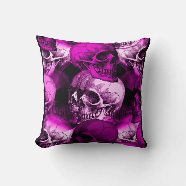 skulls throw pillow (Front)