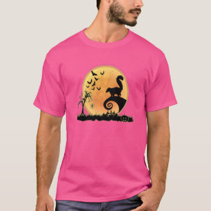 Skunk And Moon Scary Animals Halloween Costume T-Shirt