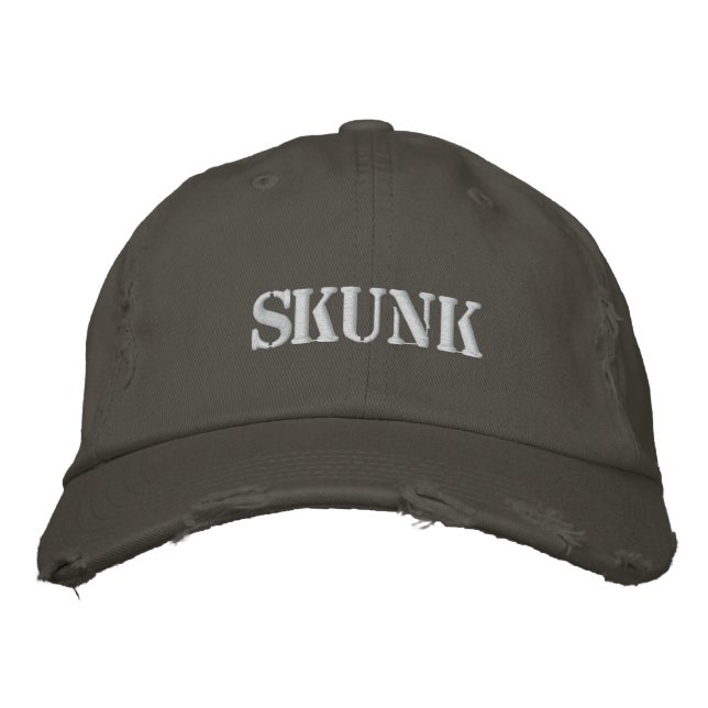 SKUNK EMBROIDERED BASEBALL CAP (Front)