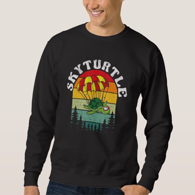 Skydiver Turtle Skydiving Adventure Jumping Flying Sweatshirt (Front)