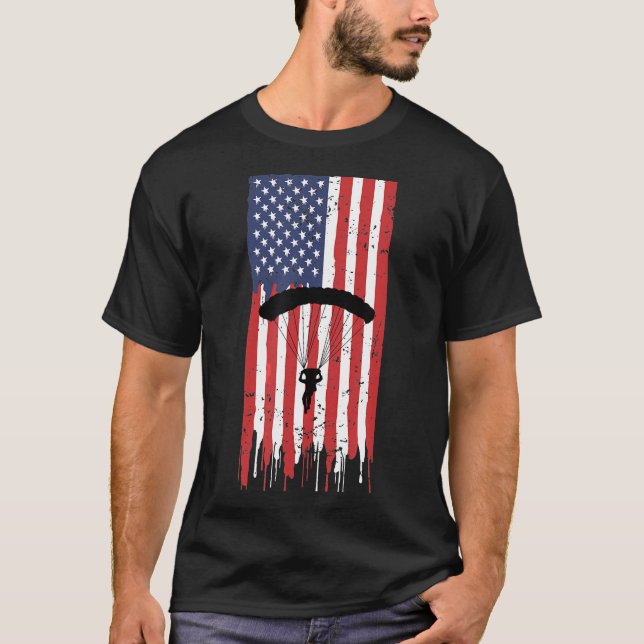 Skydiving-American Skydiver Parachutist Skydive Pa T-Shirt (Front)
