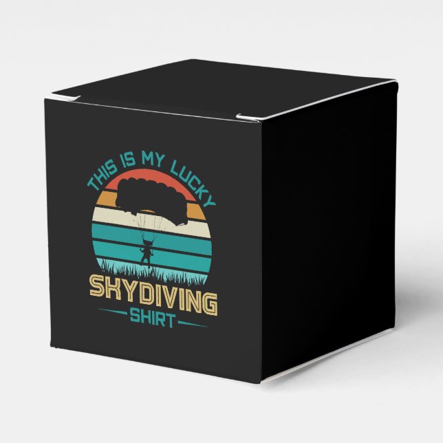Skydiving School Portland Favor Boxes (Front Side)