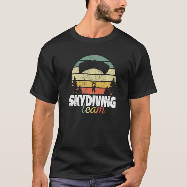 Skydiving Team Parachuting Vintage Skydive  1 T-Shirt (Front)