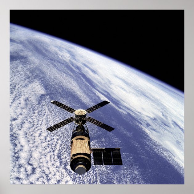 Skylab Poster | Zazzle