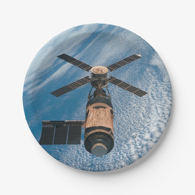 Skylab Space Station Paper Plates (Front)