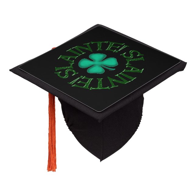 Slainte black graduation cap (Angled)