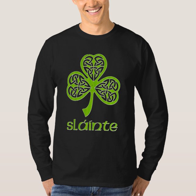 Sláinte Celtic Knot C St Patrick's Day Gaelic Slai T-Shirt (Front)