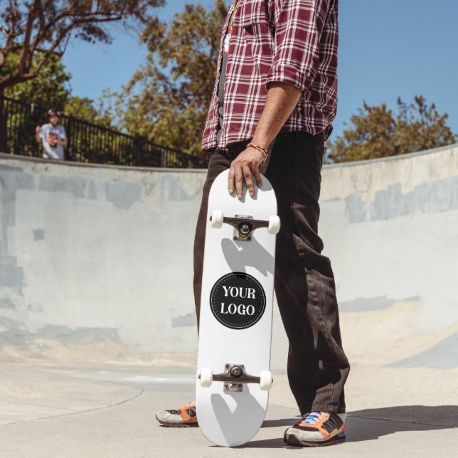 Sleek, contemporary, polished,& customizable skateboard (Outdoor 2)